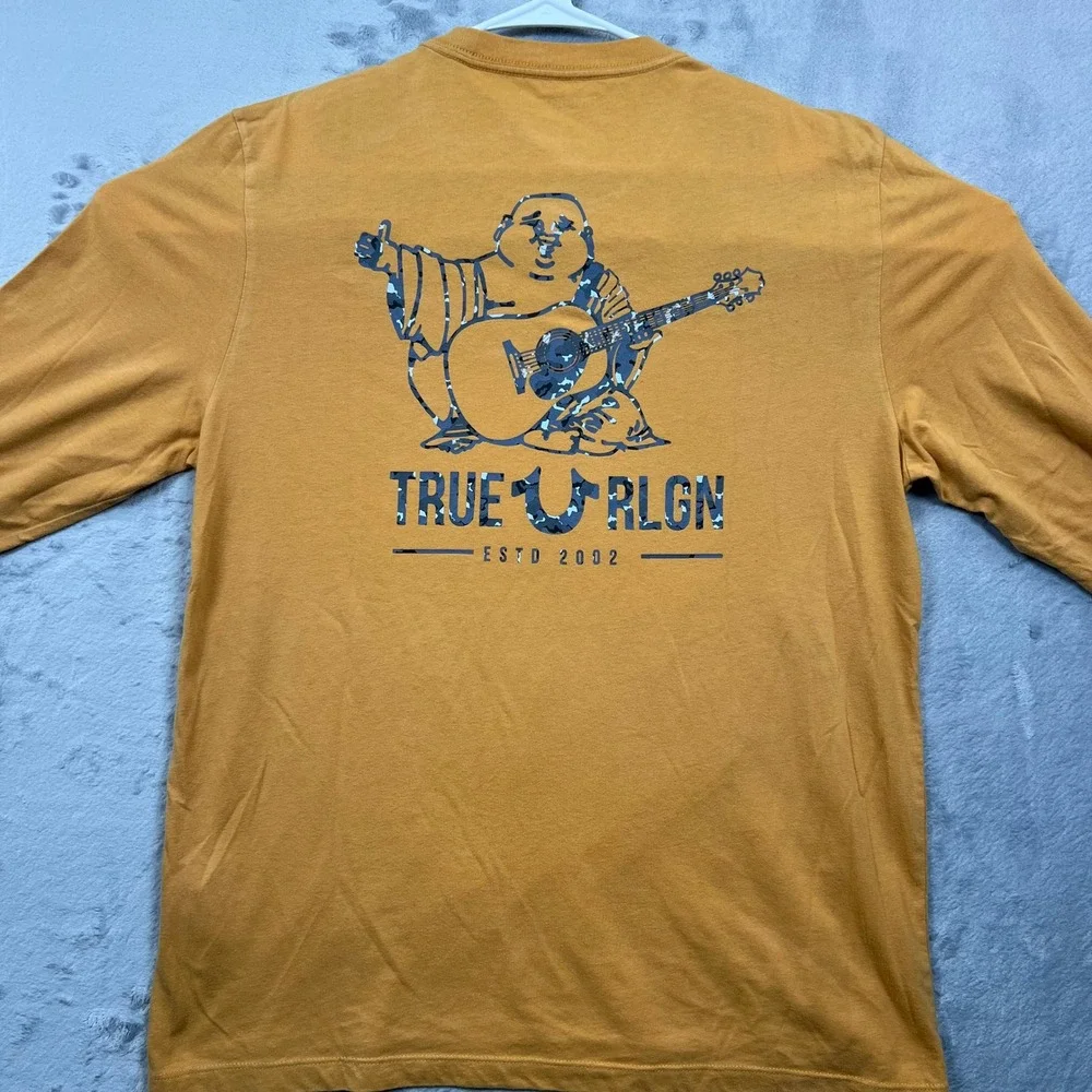 True Religion Long Sleeve T-Shirt Mens Large Yellow Camo Buddha Graphic Tee